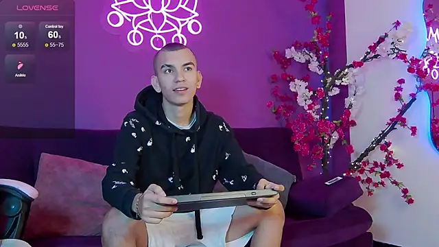 RowanCley online show from 09/20/25, 12:50