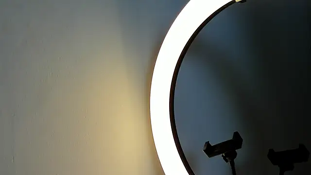 RowanCley online show from 12/03/25, 12:36