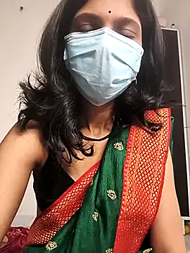 Shivani2002 online show from 04/19/26, 01:16