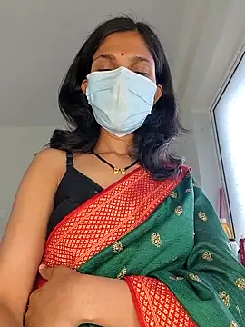 Shivani2002 online show from 04/20/26, 08:50