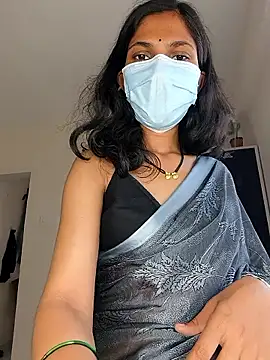 Shivani2002 online show from 05/21/26, 04:52