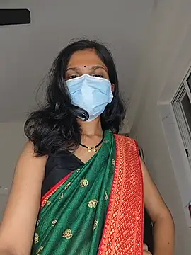 Shivani2002 online show from 05/24/26, 03:39