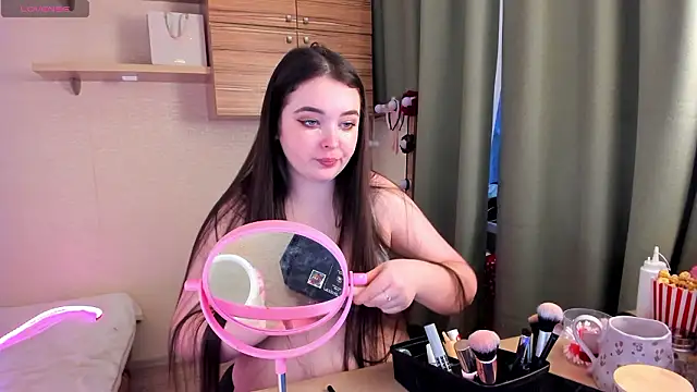 Alice next door online show from 02/09/26, 02:21