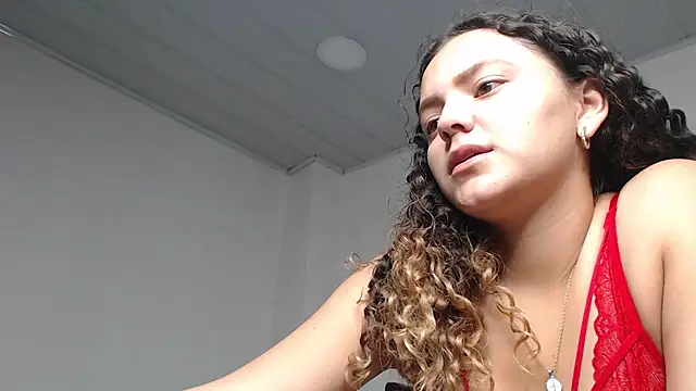 Giia Monroe online show from 11/15/25, 04:47