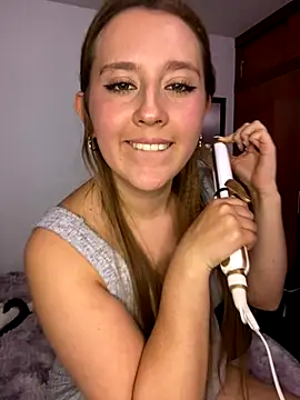 Cutie blondie online show from 11/20/25, 12:33