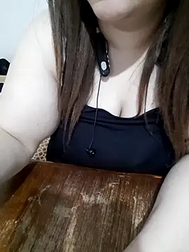 Madam-bezoul- online show from 03/06/26, 11:56