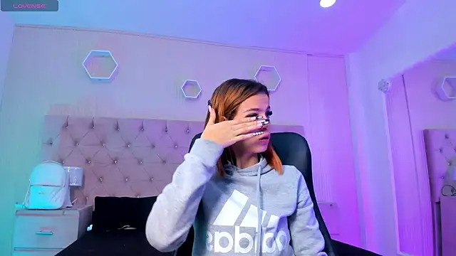 MadisonSky  online show from 10/12/25, 01:32