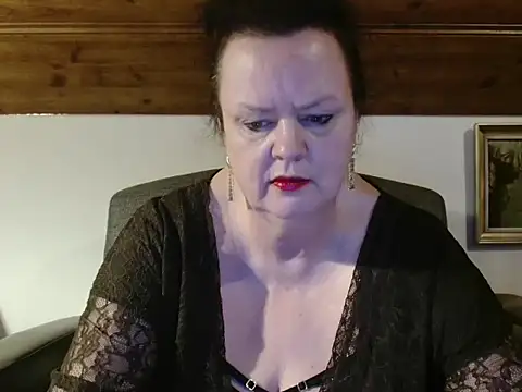 TiffanyMature online show from 02/11/26, 09:09