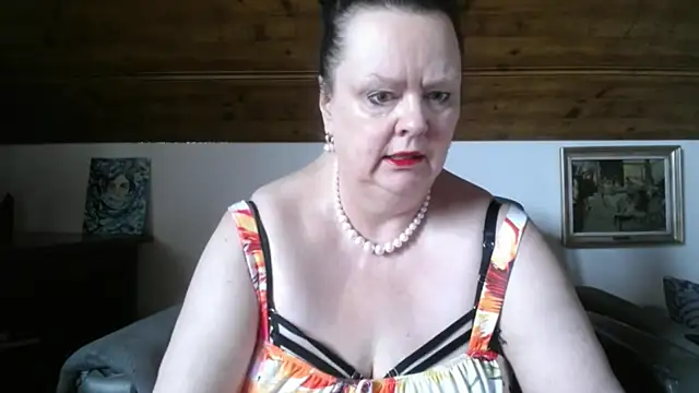 TiffanyMature online show from 05/08/26, 07:14