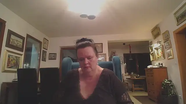 TiffanyMature online show from 06/22/26, 08:50
