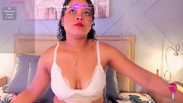 ValeriaJulio  online show from 09/13/25, 11:32