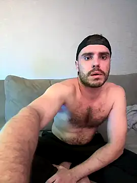 Snapshot of Oksiandfray chatting on 10/24/25, 12:41 Oksiandfray online show from 10/24/25, 12:41