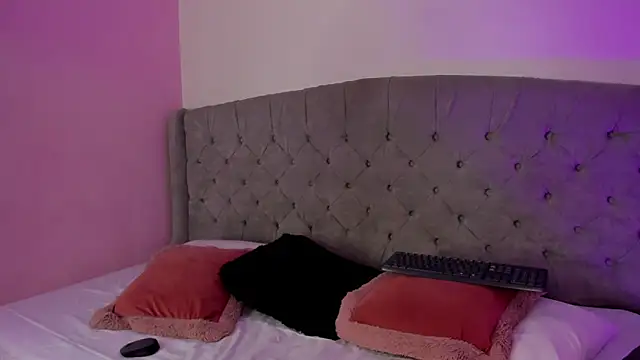 BianncaRibeiro online show from 04/20/26, 11:06