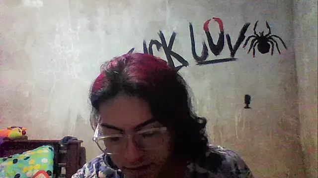 Snapshot of dirty_model chatting on 12/03/25, 04:31 dirty model online show from 12/03/25, 04:31