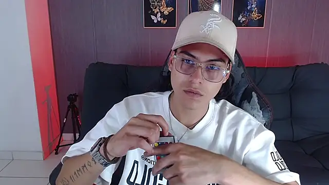 Snapshot of dirty_model chatting on 02/19/26, 06:59 dirty model online show from 02/19/26, 06:59