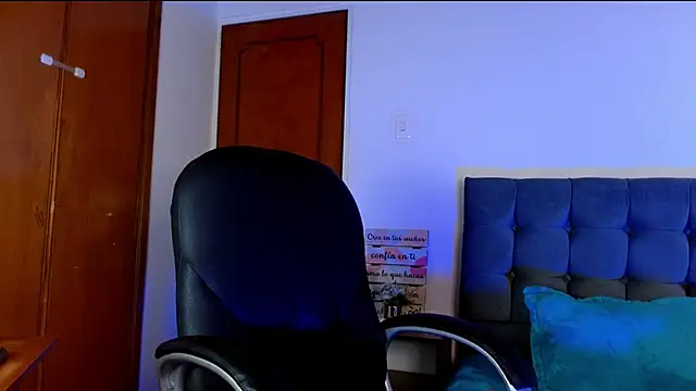 Liana 99 online show from 09/12/25, 03:01