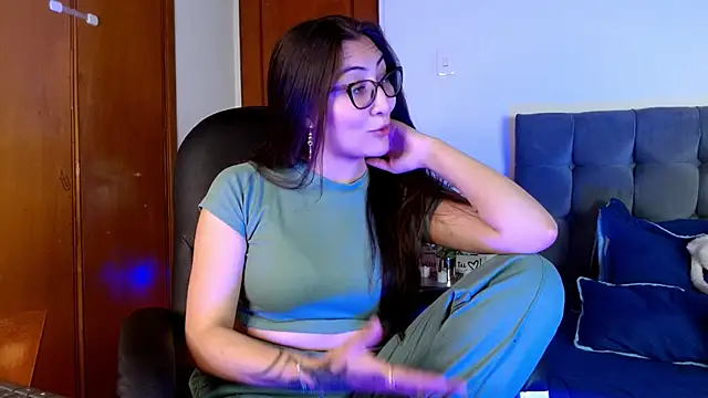 Liana 99 online show from 09/17/25, 04:41