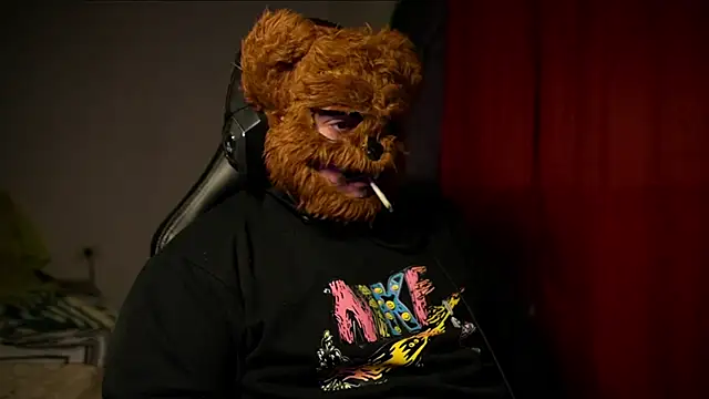 Snapshot of oso666ph chatting on 04/07/26, 02:56 oso666ph online show from 04/07/26, 02:56