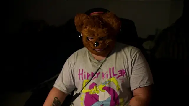 Snapshot of oso666ph chatting on 04/08/26, 02:11 oso666ph online show from 04/08/26, 02:11