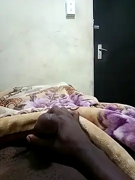 Snapshot of thabang2222 chatting on 10/16/25, 03:07 thabang2222 online show from 10/16/25, 03:07