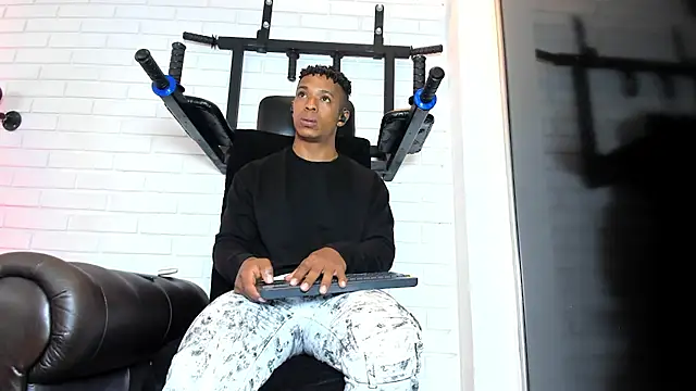 ItaloMoore online show from 02/14/26, 11:51