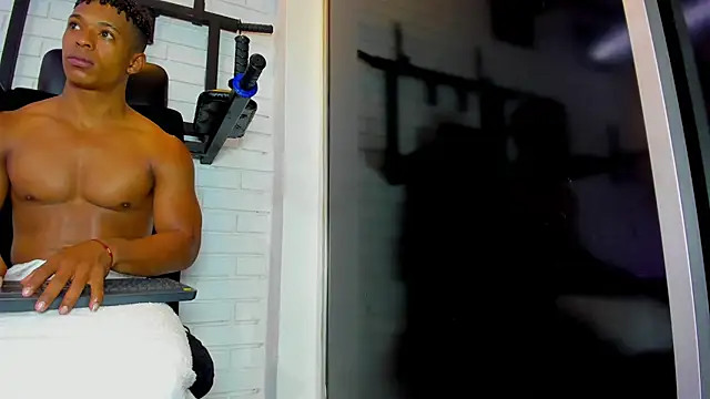 ItaloMoore online show from 03/26/26, 12:55