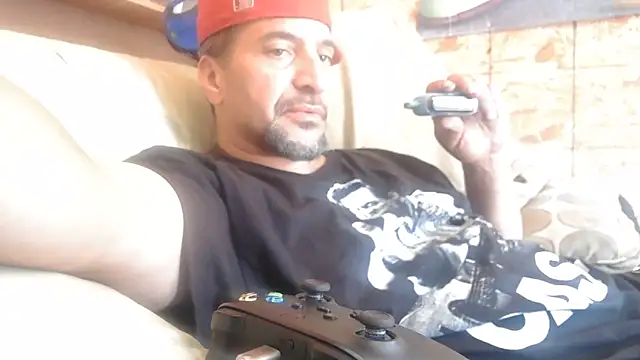 N3V3RPANICxh online show from 05/22/26, 03:39