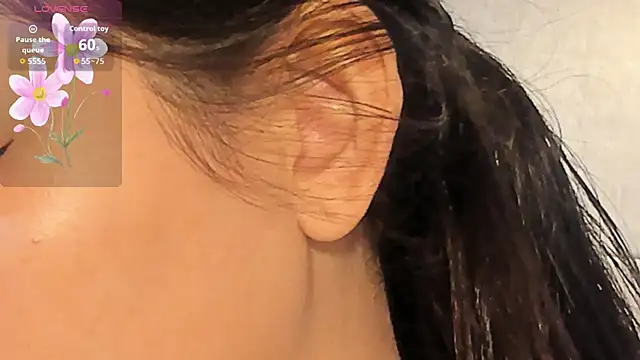 VioletHilton online show from 10/27/25, 07:29