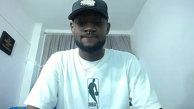 eebony stallion online show from 11/06/25, 03:29