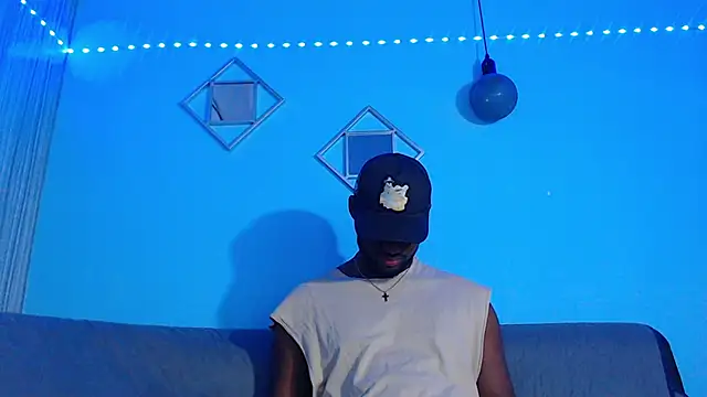 Snapshot of eebony_stallion chatting on 06/11/26, 03:15 eebony stallion online show from 06/11/26, 03:15