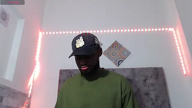 Snapshot of eebony_stallion chatting on 07/06/26, 03:03 eebony stallion online show from 07/06/26, 03:03