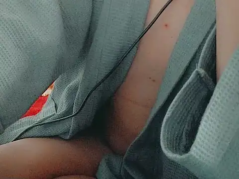 YEUTHUONGNHAU online show from 12/19/25, 06:37