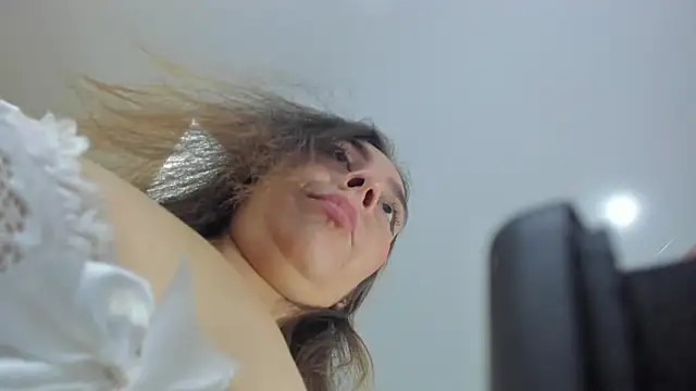 MELISSAROUGE online show from 10/28/25, 07:49