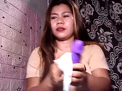 Snapshot of pinay_ExoticBeauty chatting on 01/16/26, 01:59 pinay ExoticBeauty online show from 01/16/26, 01:59