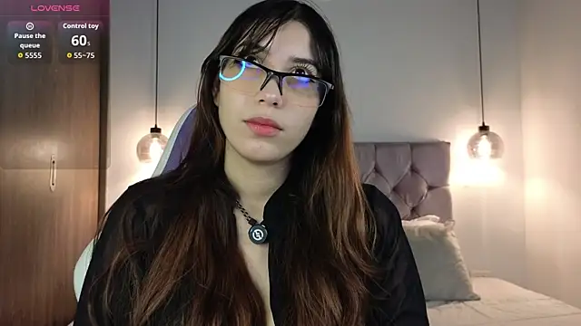 Snapshot of lila_min chatting on 09/18/25, 01:57 lila min online show from 09/18/25, 01:57