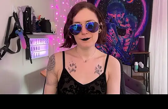 mistressannafoxx online show from 09/11/25, 08:42
