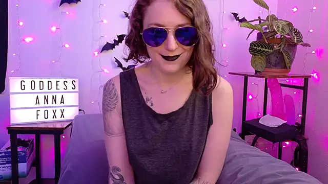 mistressannafoxx online show from 02/09/26, 10:14