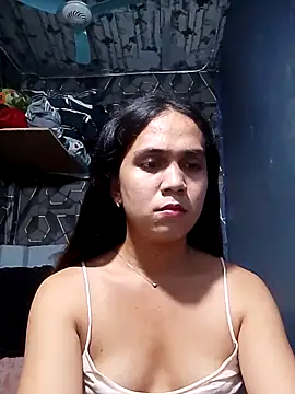 Snapshot of lexyyr17 chatting on 04/17/26, 01:08 lexyyr17 online show from 04/17/26, 01:08