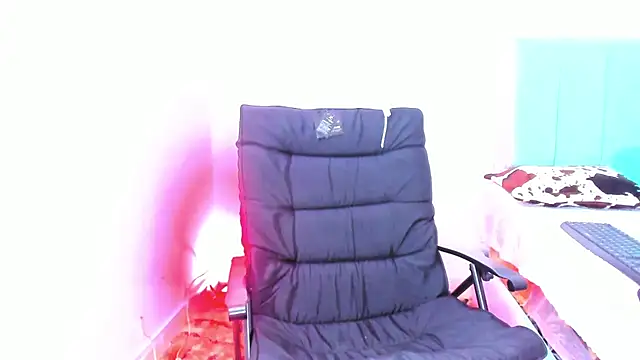 Snapshot of penelopestar_2 chatting on 10/11/25, 02:55 penelopestar 2 online show from 10/11/25, 02:55