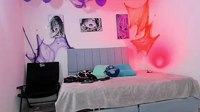 Snapshot of penelopestar_2 chatting on 10/27/25, 03:32 penelopestar 2 online show from 10/27/25, 03:32