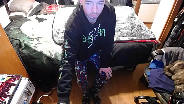 Snapshot of womenhateme69 chatting on 02/15/26, 02:25 womenhateme69 online show from 02/15/26, 02:25