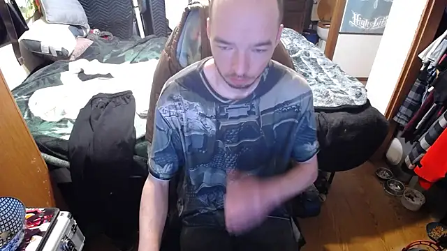 Snapshot of womenhateme69 chatting on 03/18/26, 11:13 womenhateme69 online show from 03/18/26, 11:13