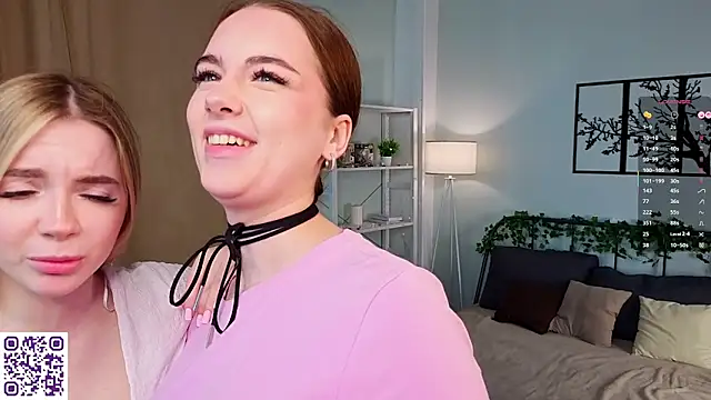 TashiaBosack online show from 04/05/26, 01:03