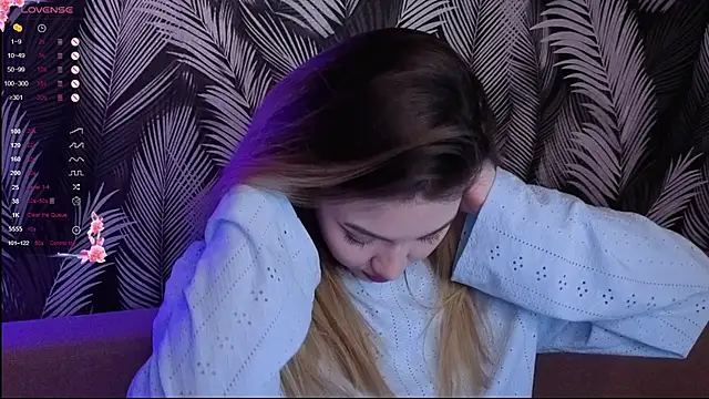 Snapshot of Yuki_Star chatting on 09/26/25, 03:49 Yuki Star online show from 09/26/25, 03:49