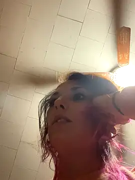 Snapshot of loveyourselfmore88 chatting on 10/02/25, 11:23 loveyourselfmore88 online show from 10/02/25, 11:23