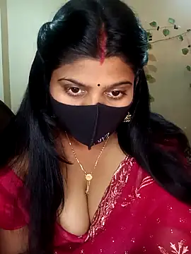 reena502 online show from 12/15/25, 11:42