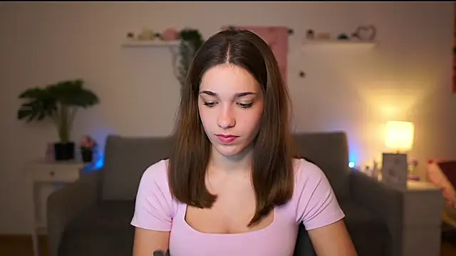 kissie cat online show from 12/02/25, 02:12