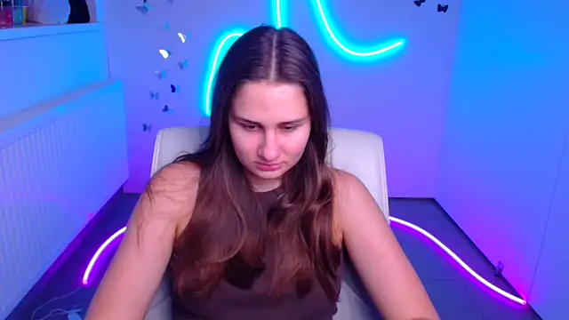 Stefanie Sweet online show from 12/03/25, 06:32