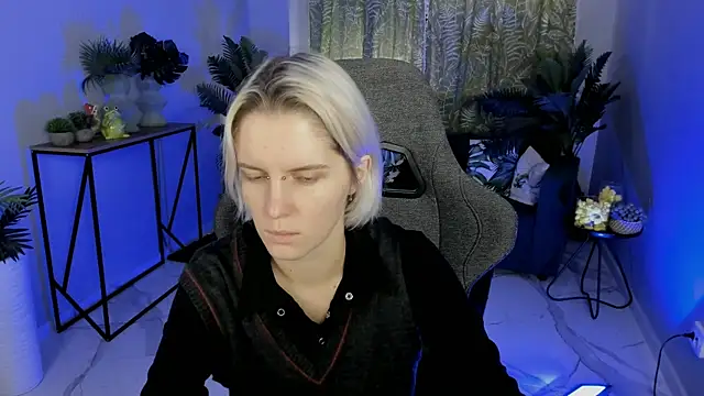 BethanyCloud online show from 11/03/25, 05:31