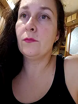Snapshot of Amandda_ chatting on 10/14/25, 06:31 Amandda online show from 10/14/25, 06:31